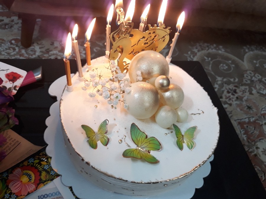 کیک تولدم بماند به یادگار