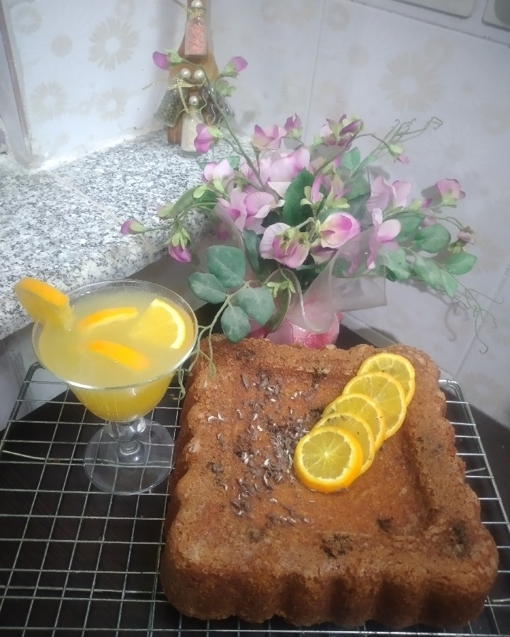 عکس کیک با آب پرتقال 
