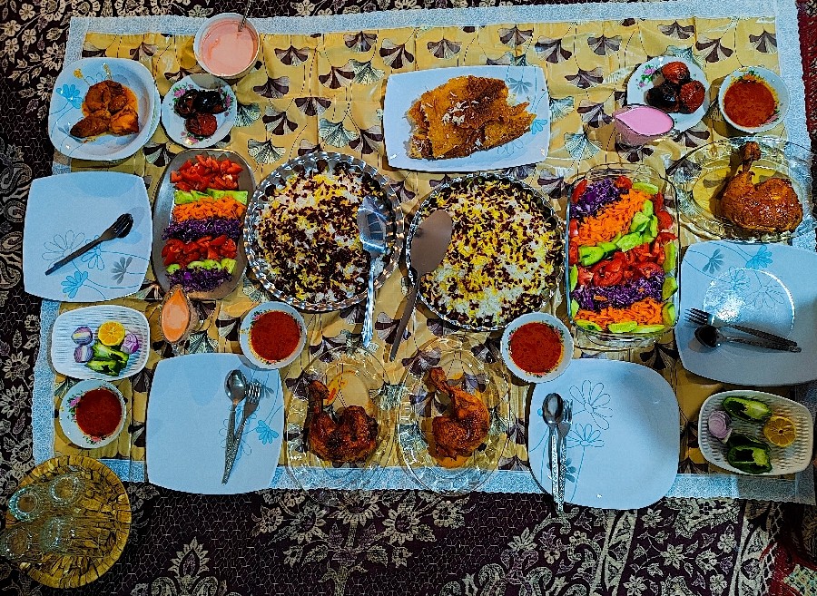 عکس شام شب یلدا