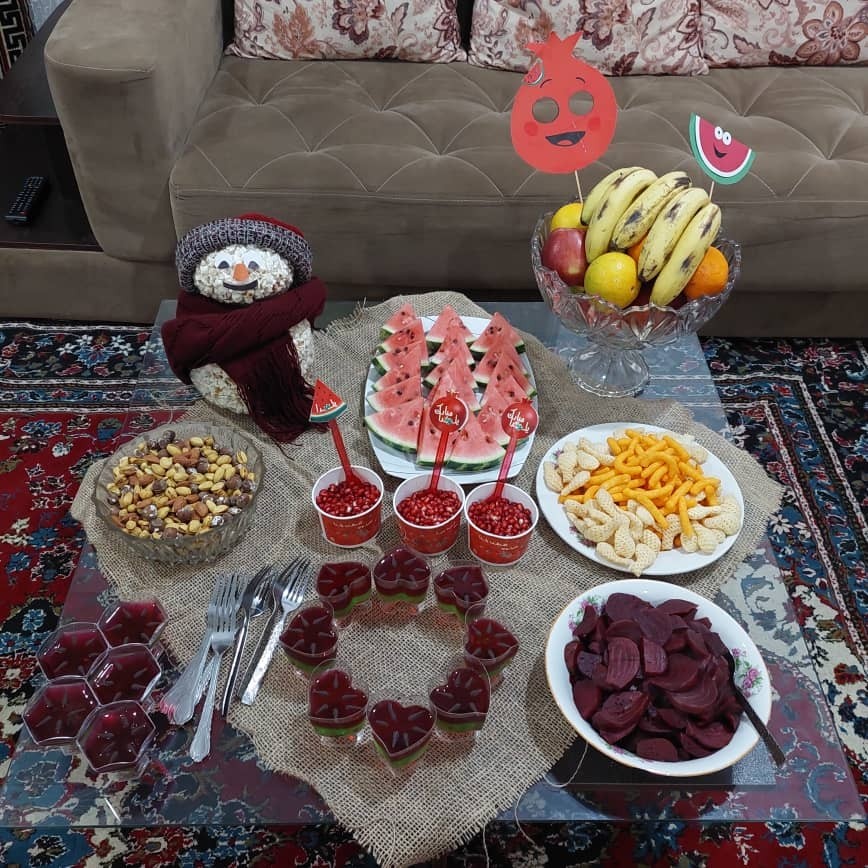 عکس شب یلدا خونه ی پدری