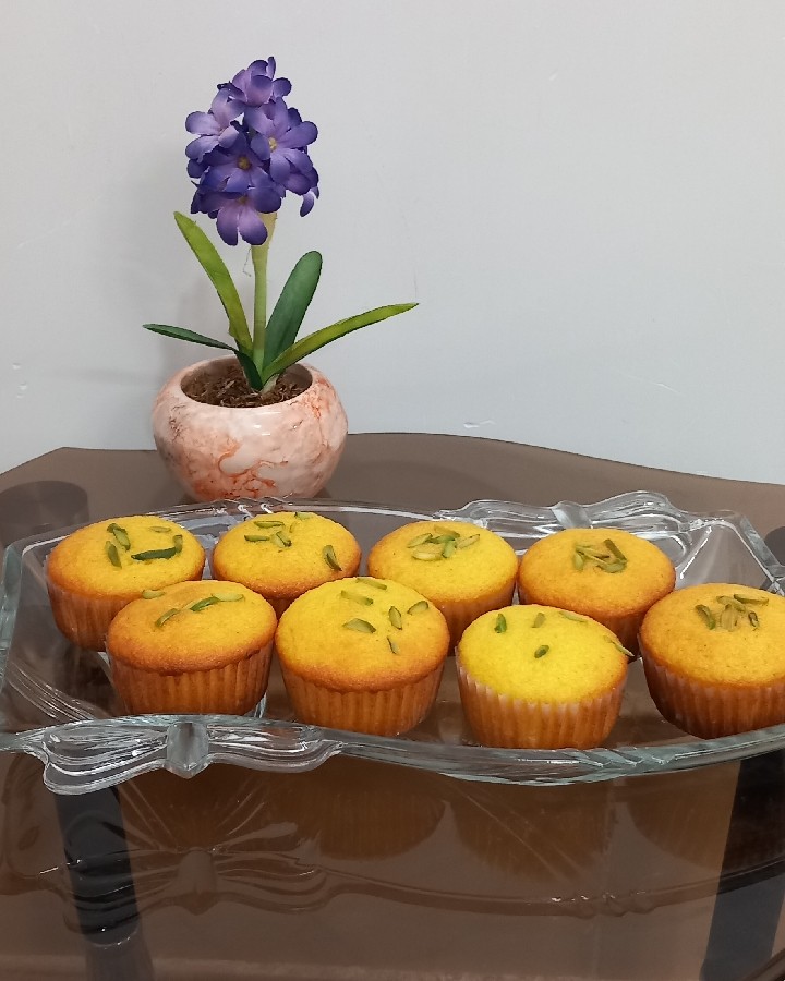 عکس کاپ کیک زعفرانی