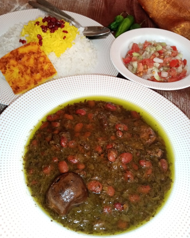 خورشت قورمه سبزی 