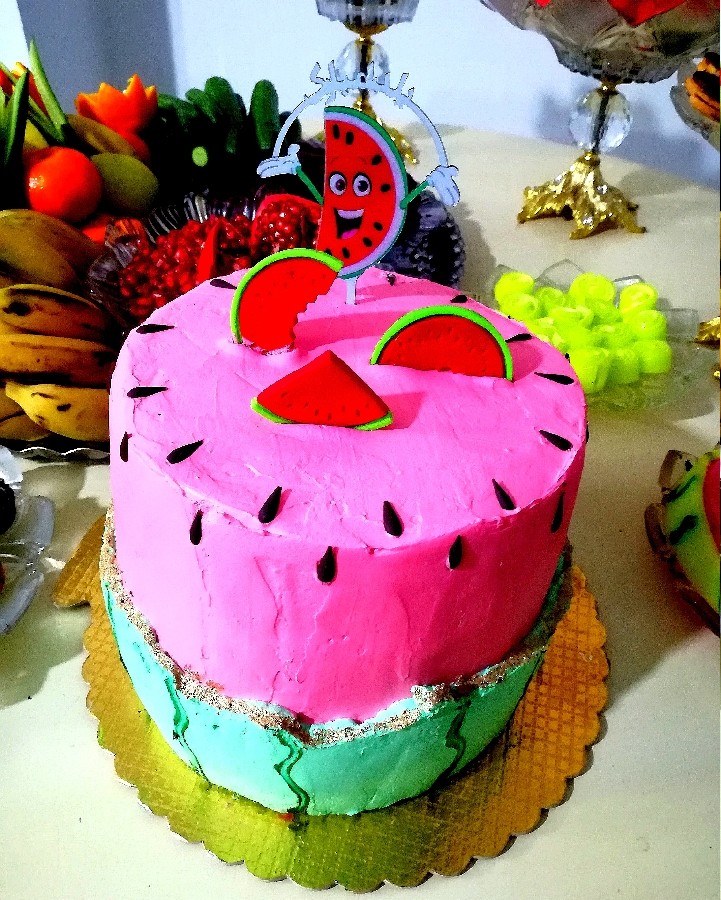 عکس کیک هندوانه یلدایی
ورق بزن لطفا