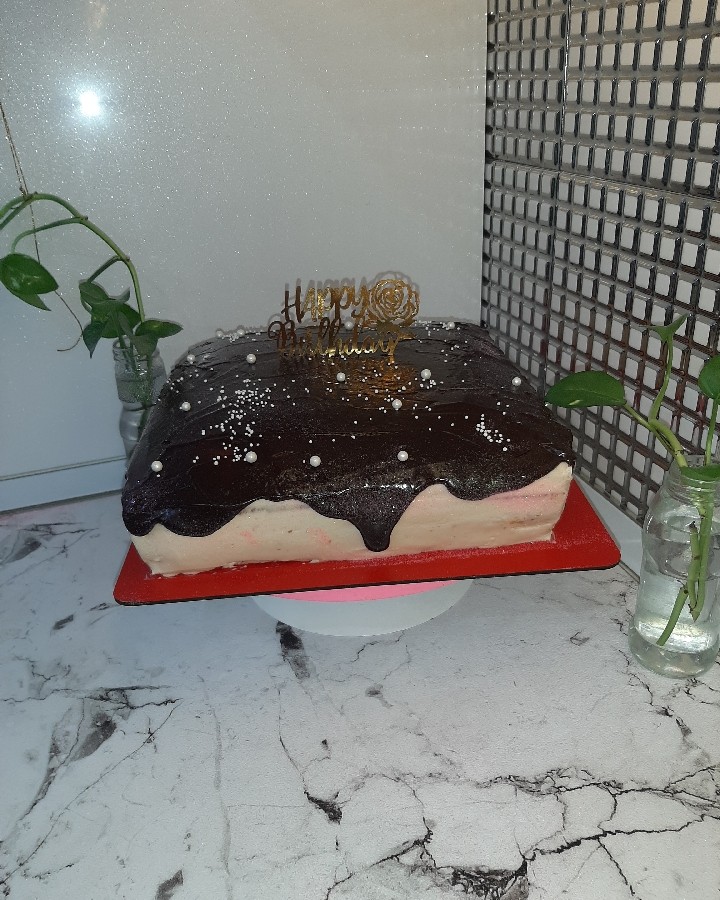 کیک تولد خونگی وکیک تولد پسر گلم وسالاد الویه خودم پز