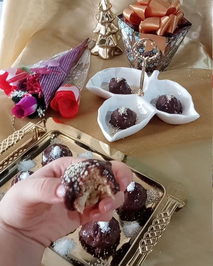 عکس توپک موز و بیسکویت شکلاتی 