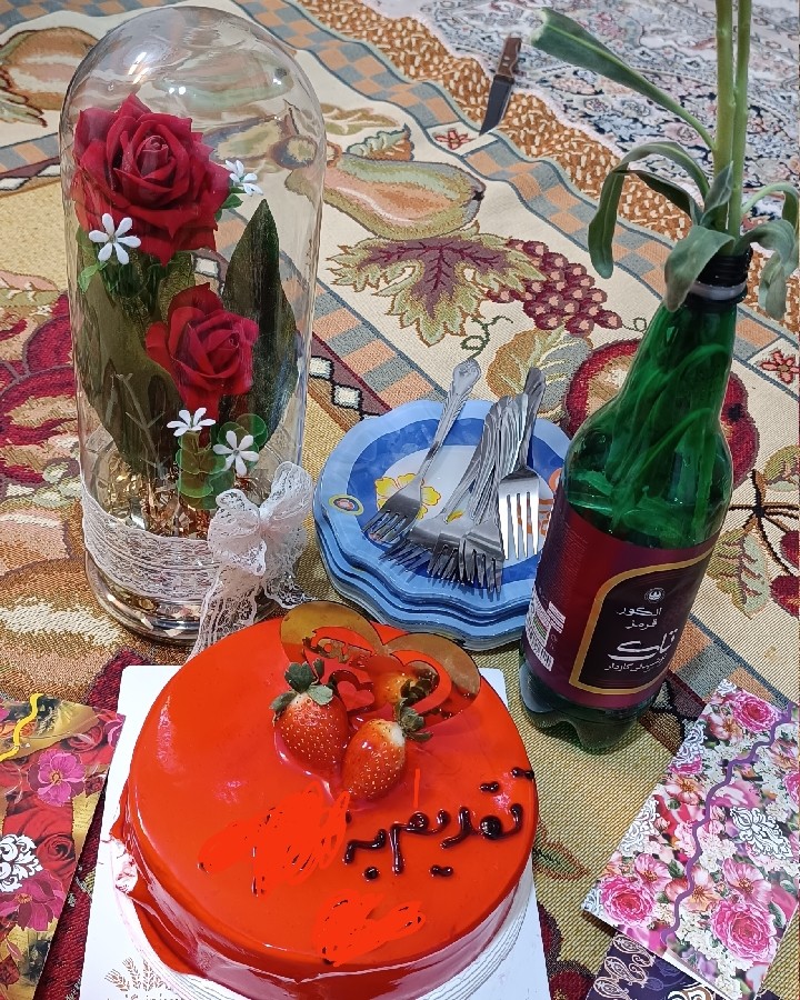 کیک جشن روز زن