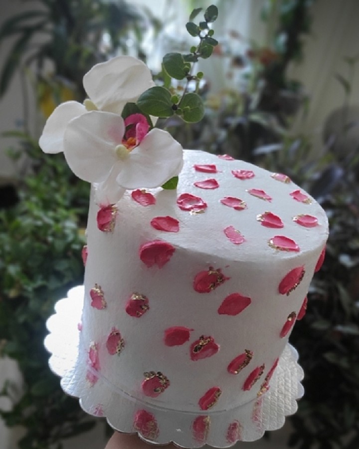 کیک سورپرایزی روز مادر برای مشتری