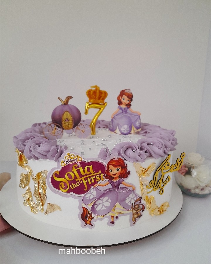 عکس کیک تولد سوفیا (ژله خرده شیشه)