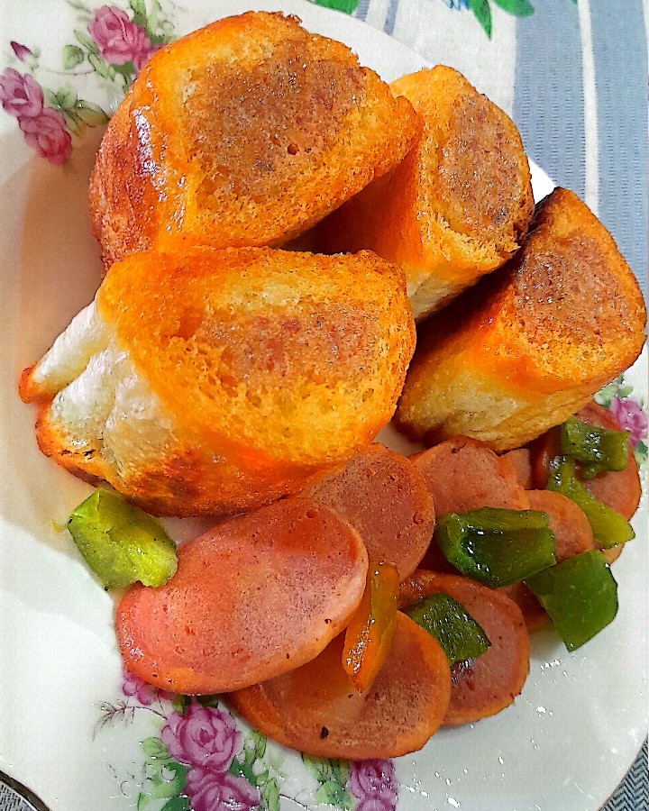 صبحانه خوشمزه..