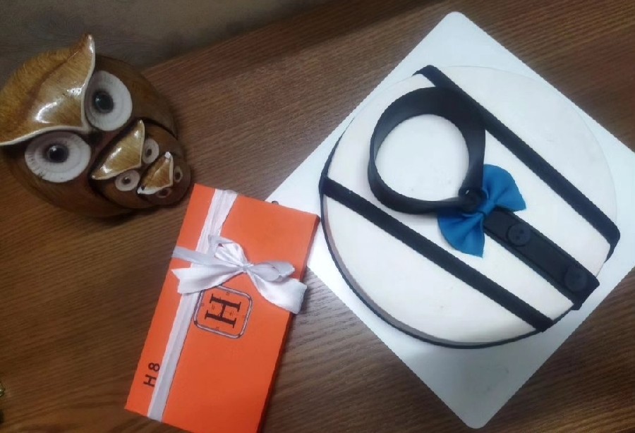 عکس کیک روز مرد برای مردای زندگیم