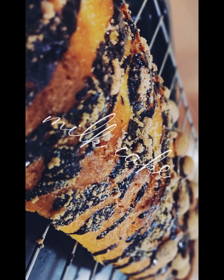 «کیک شیر داغ»