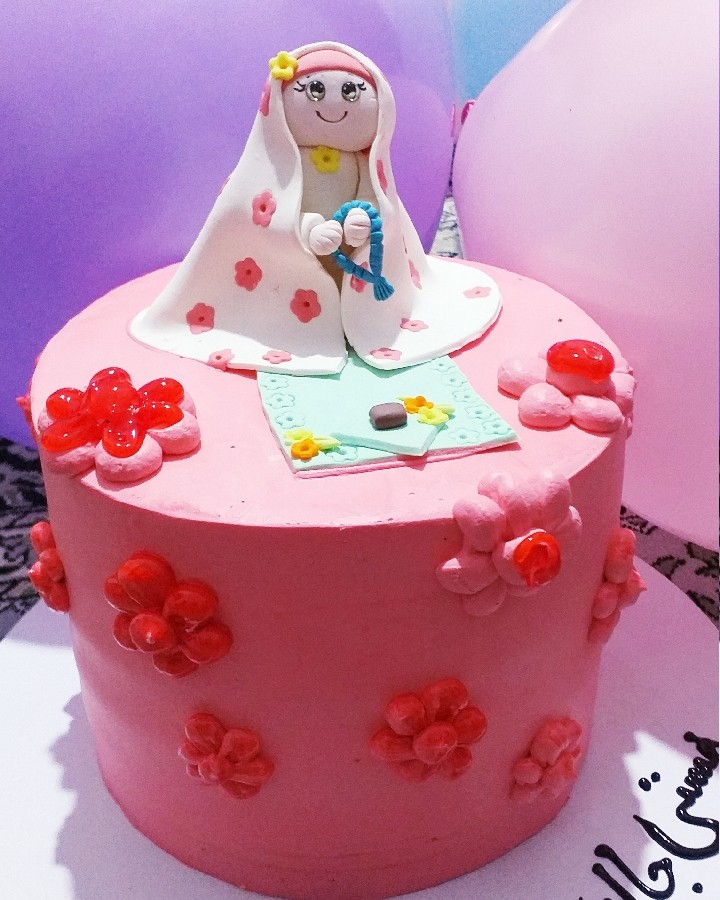 کیک تولد و جشن عبادت دخترم 