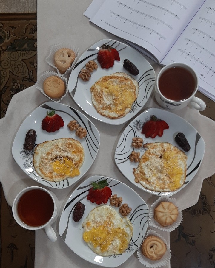 صبحانه روز تعطیل