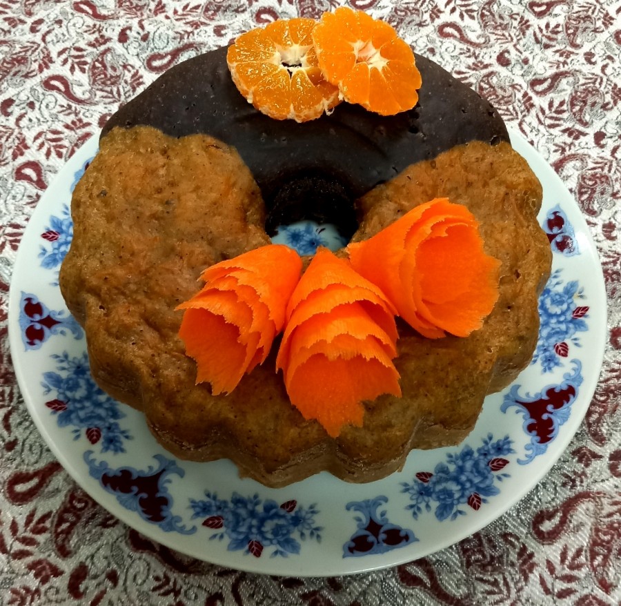 عکس کیک قابلمه ای
کیک هویج و کاکائو