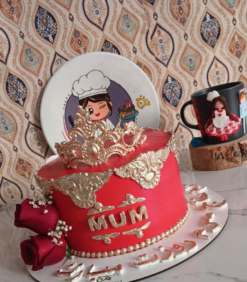 کیک روز مادر با گل طبیعی
کیک روز مادر قرمز
کیک قرمز با تاج فوندانتی
کیک قرمز طلایی