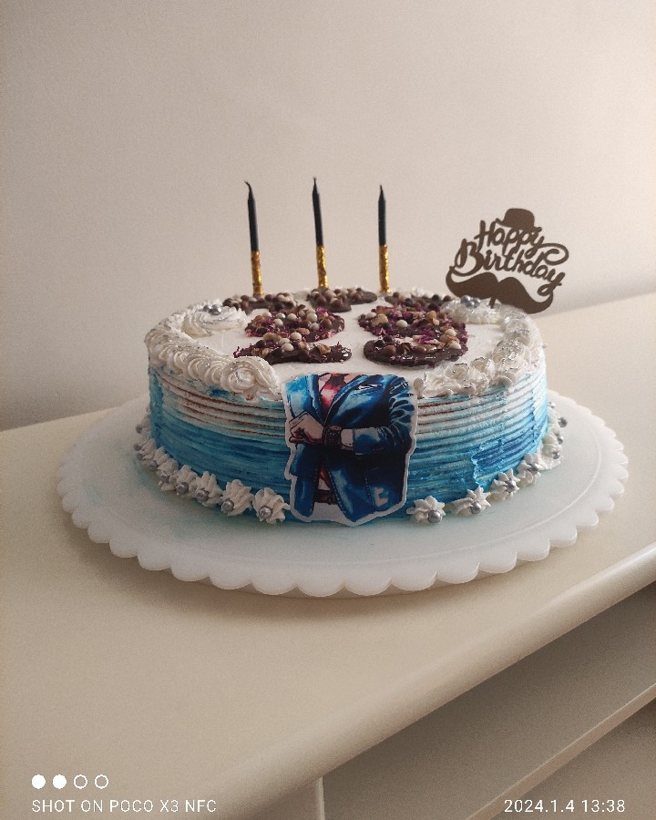 کیک تولد خودم پز برا تولد شوهرجان