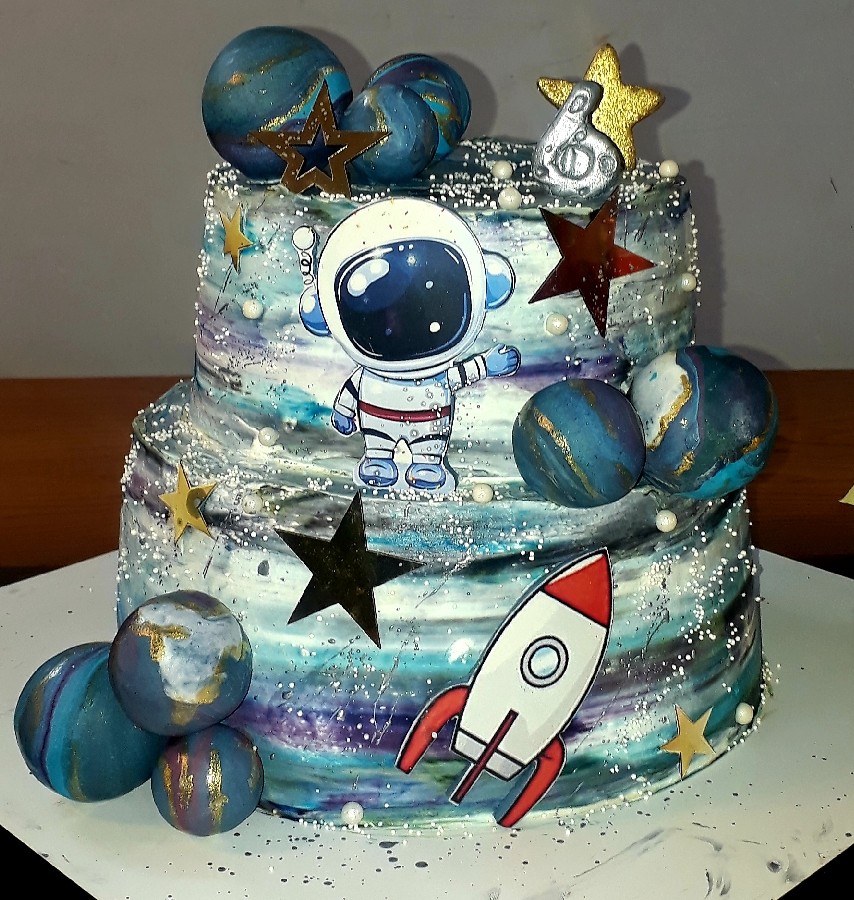 عکس کیک فضانورد