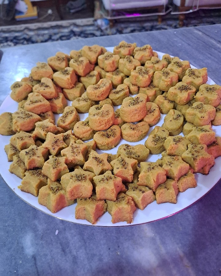 عکس نخودچی که برای عید پختم