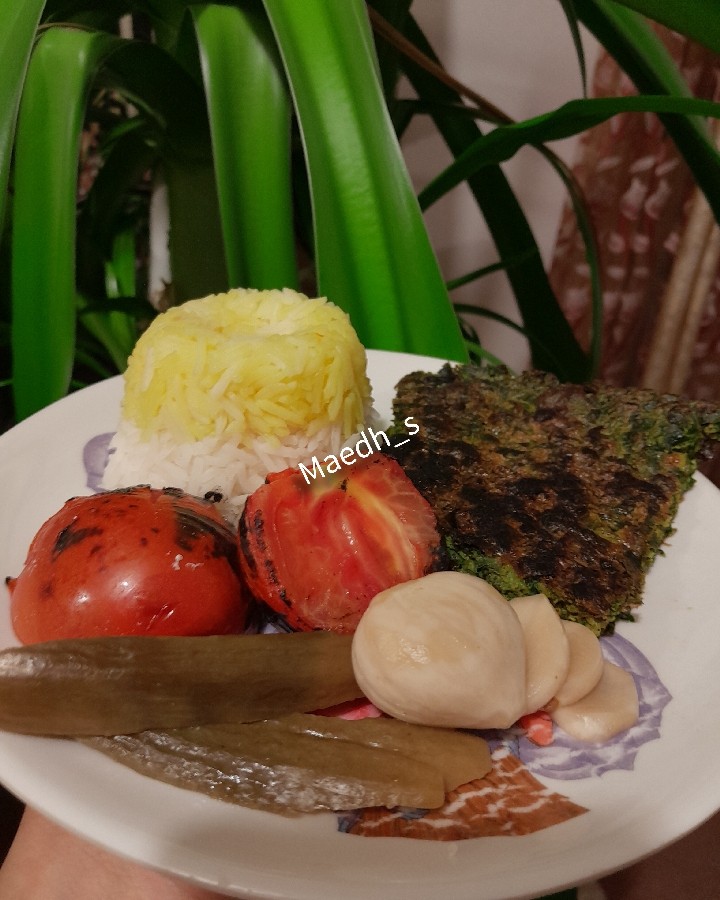 کوکوسبزی با کته