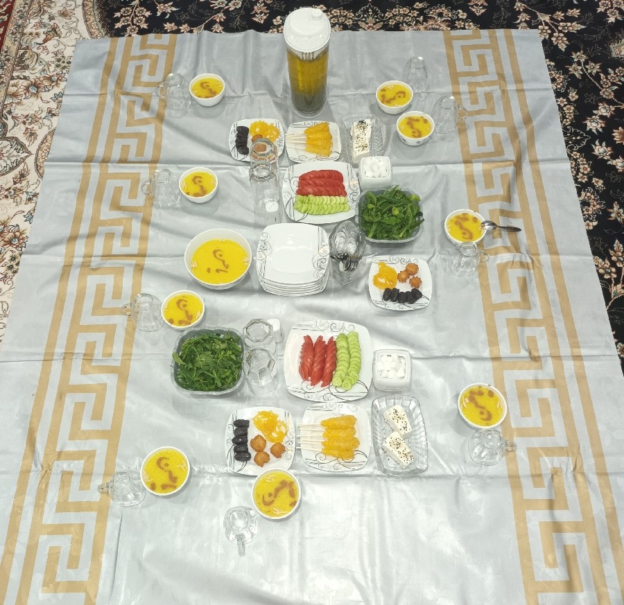 سفره افطار 
رمضان ۱۴۰۲