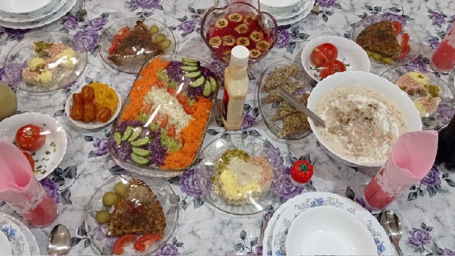 عکس افطاری خونه مامانم