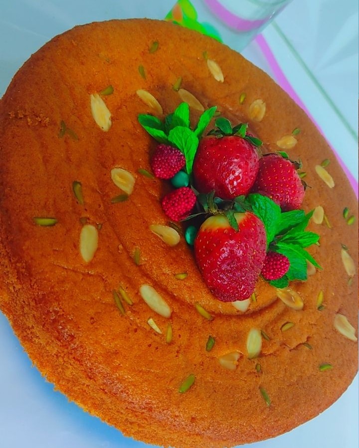 کیک زعفران گلاب 