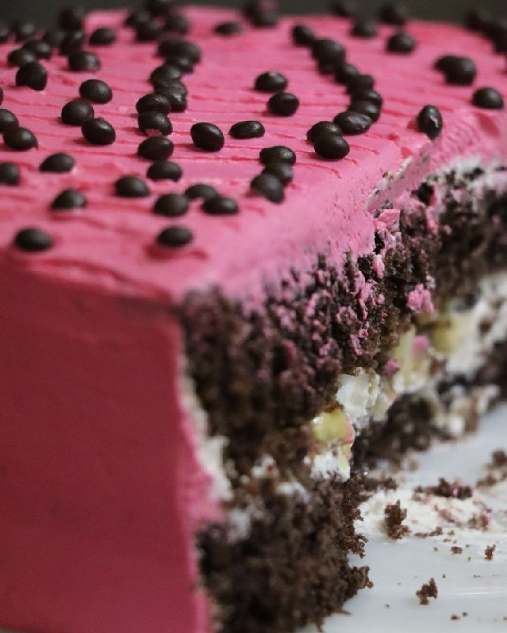 کیک تولد بدون فرو قالب