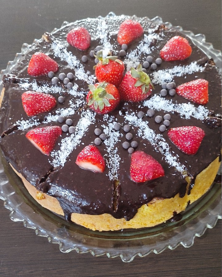کیک نارگیلی با روکش شکلات نارگیلی