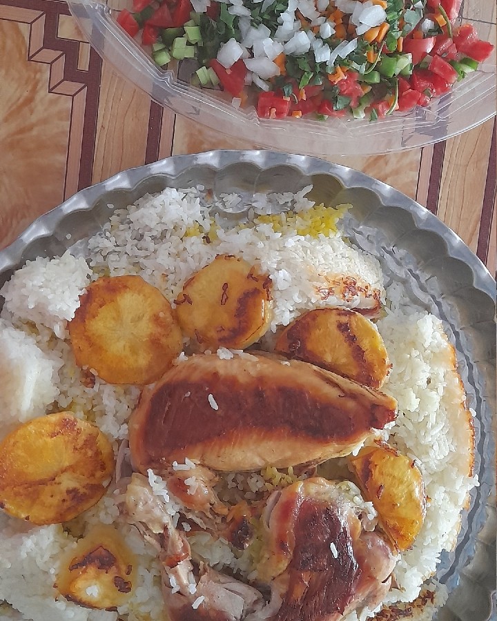 عکس روزمرگی ته اندازه مرغ املت گوشت ولوبیا غذای سنتی اصفهان جوجه تابه ای کوکو سبزی