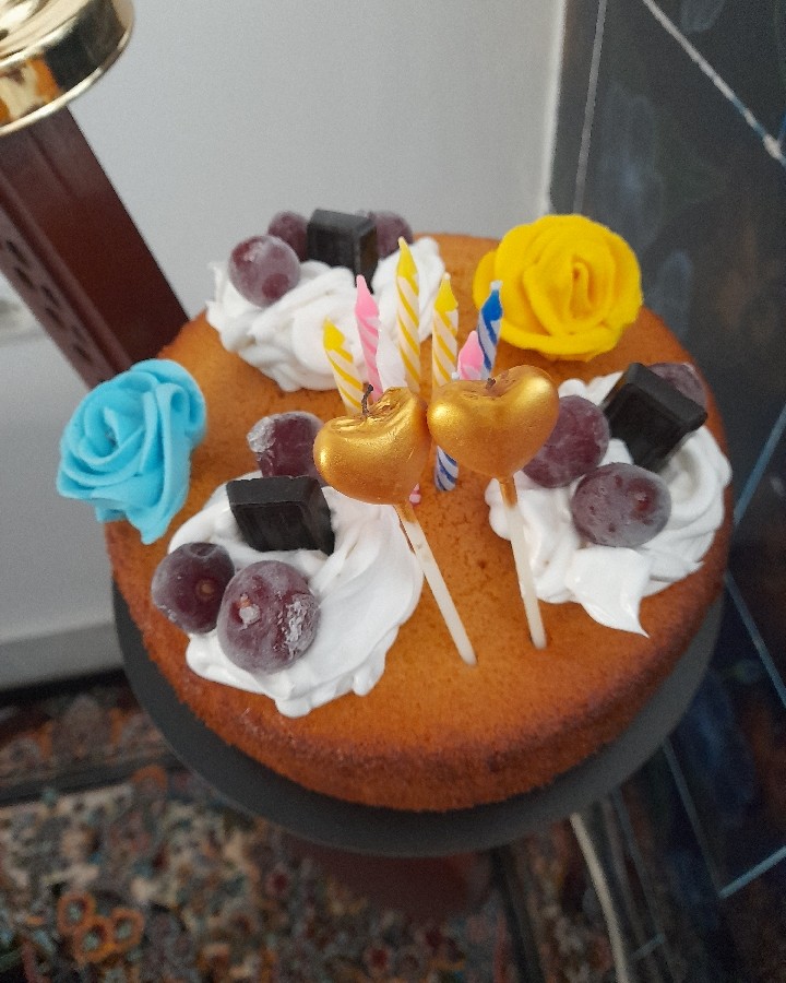 کیک هل و زعفران 