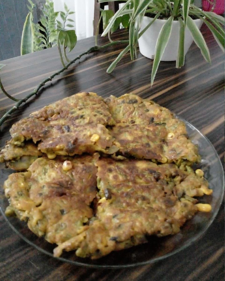 عکس کوکوی مرغ و قارچ و ذرت ??