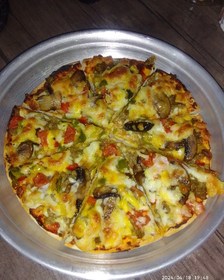 عکس  پیتزا  گوشت قارچ