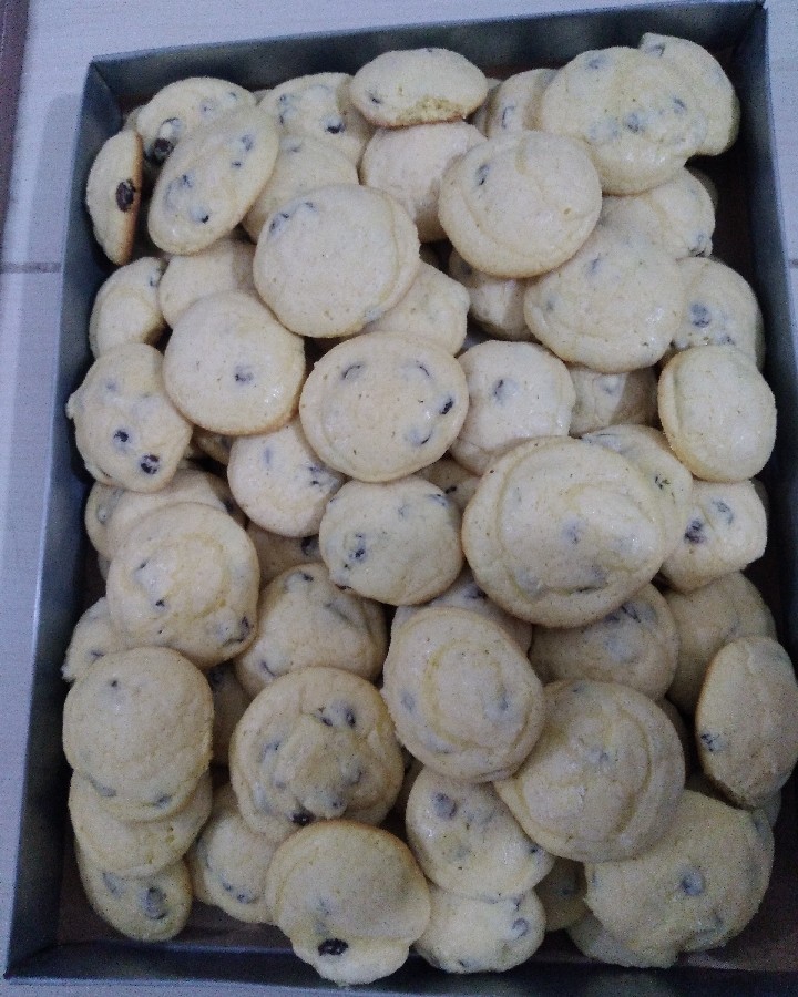 عکس شیرینی کشمشی با دستور سوزان شریعت عزیزم