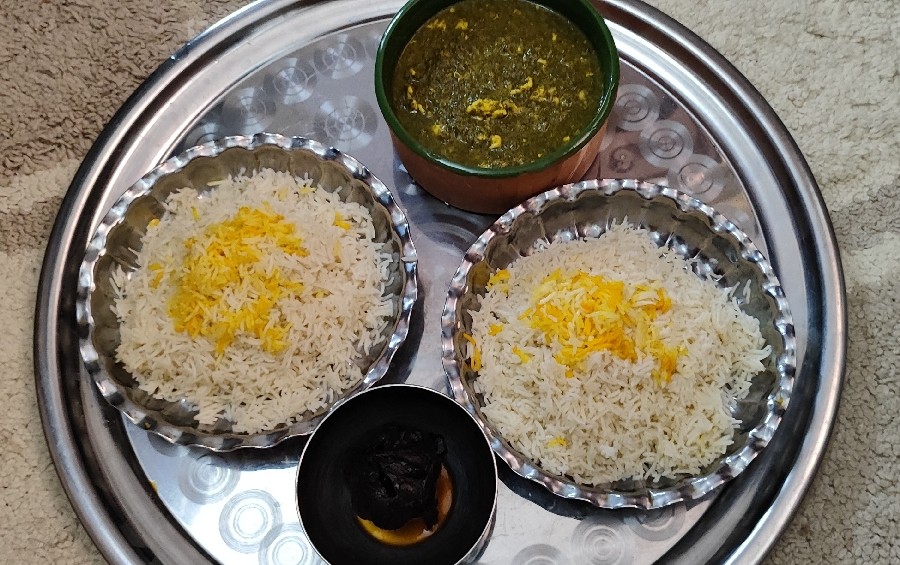 عکس ترش تره با سیر ترشی ۱۰ساله