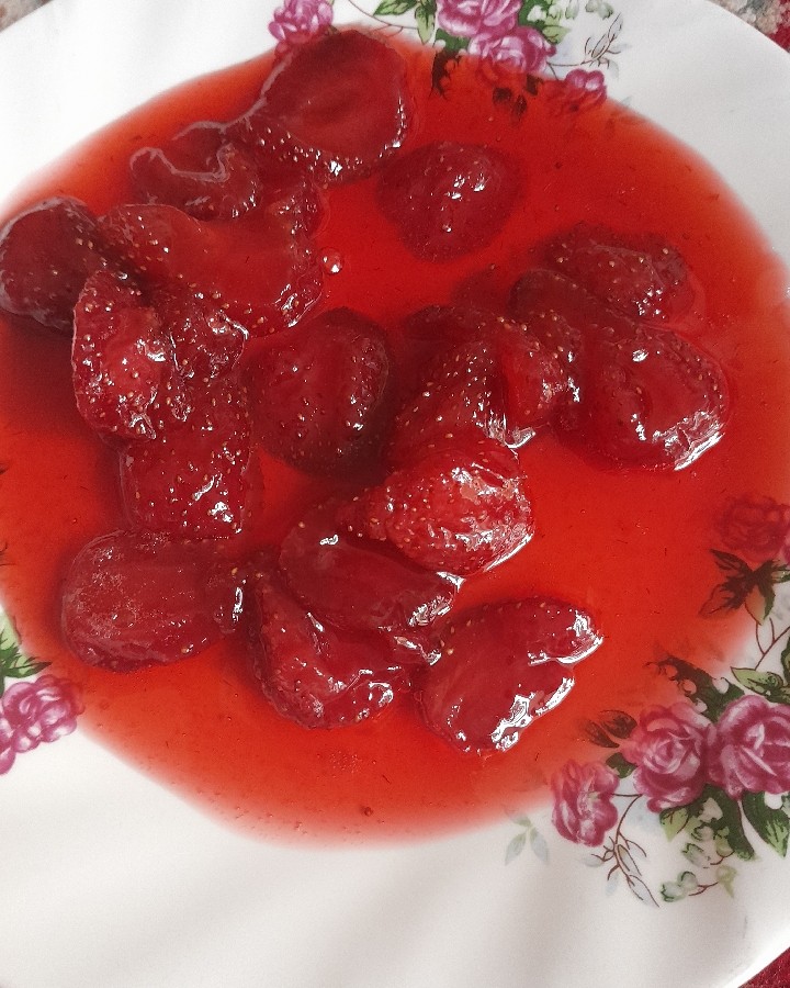 مربای توت فرنگی