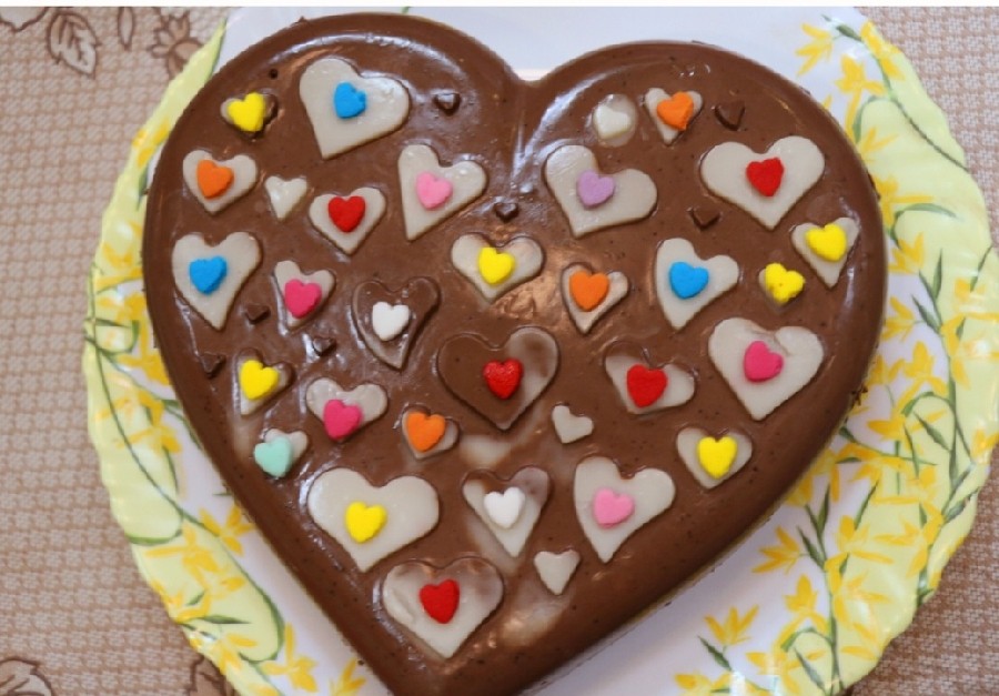 عکس پاناکوتا شکلاتی با قلب برجسته