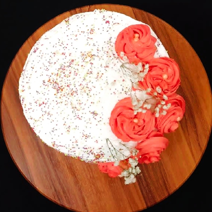 کیک خامه ای
به مناسبت سالروز ازدواج حضرت علی وفاطمه