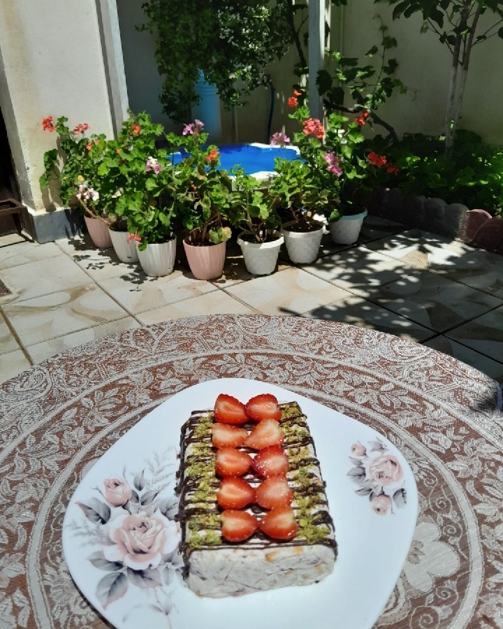 عکس پارافه توت فرنگی