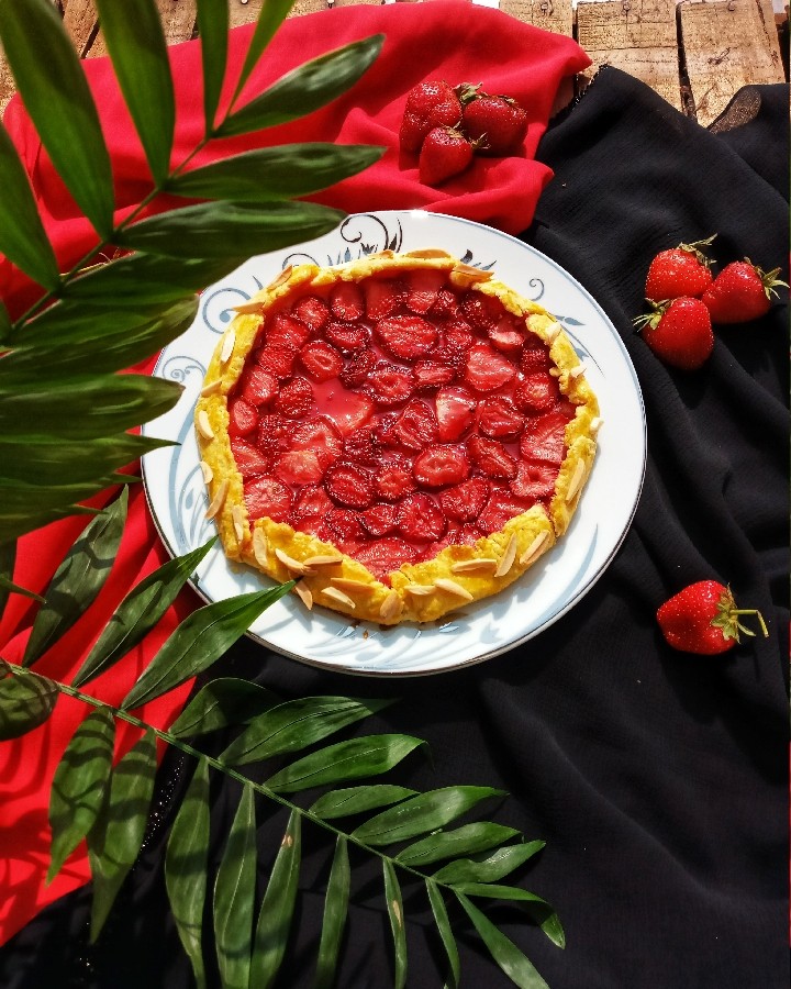 عکس گلت توت فرنگی