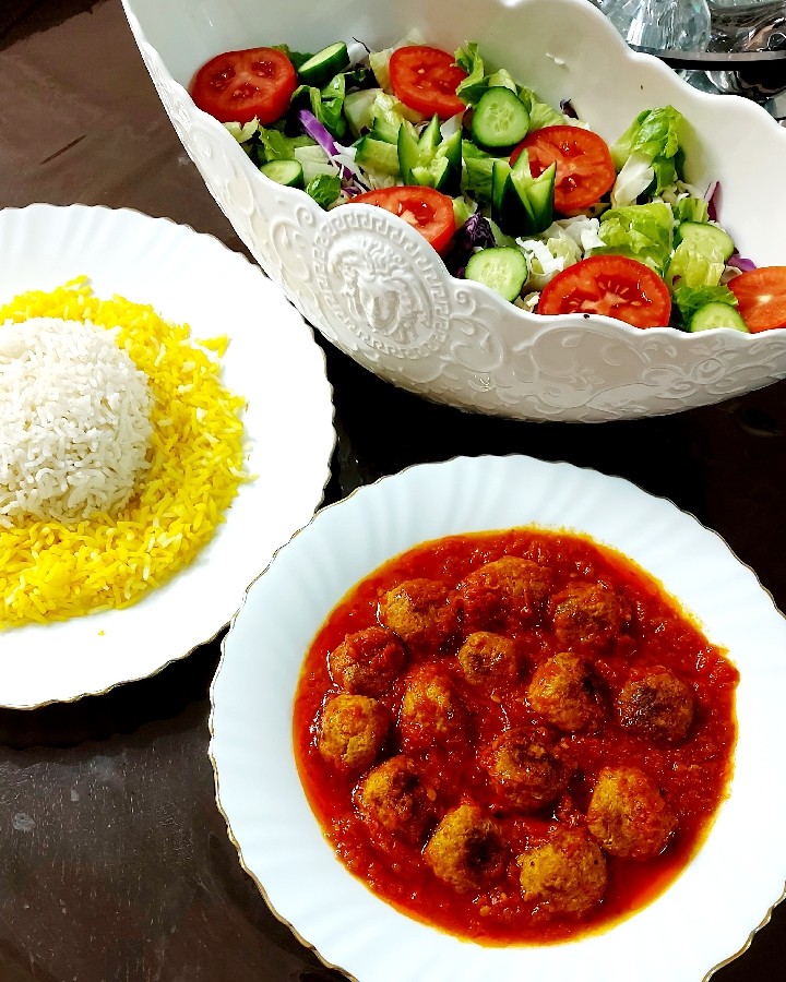 عکس خورش گوشت چرخی با گوجه