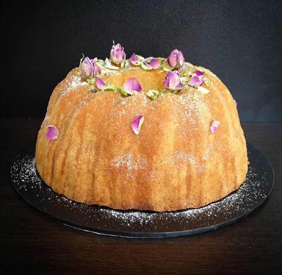 کیک زعفران وگلاب