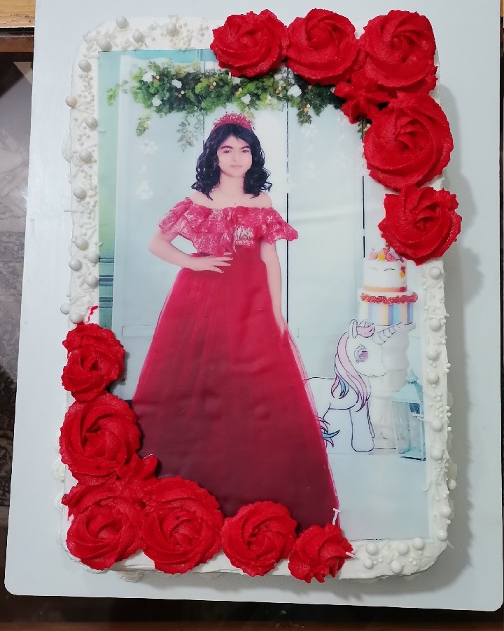 کیک تولد برای دختر برادر شوهرم خوشگل شده 