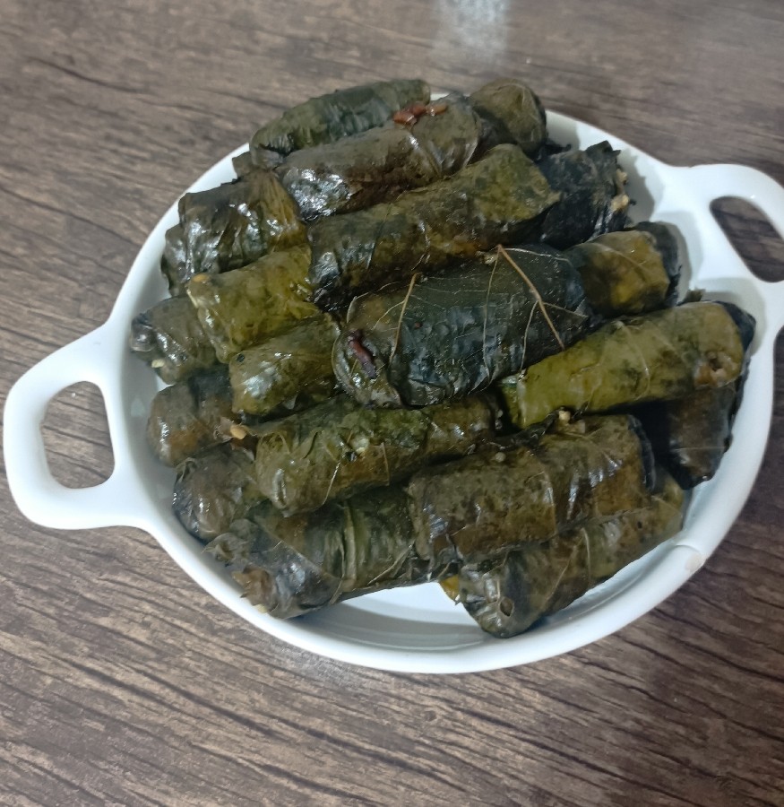 عکس دلمه برگ مو