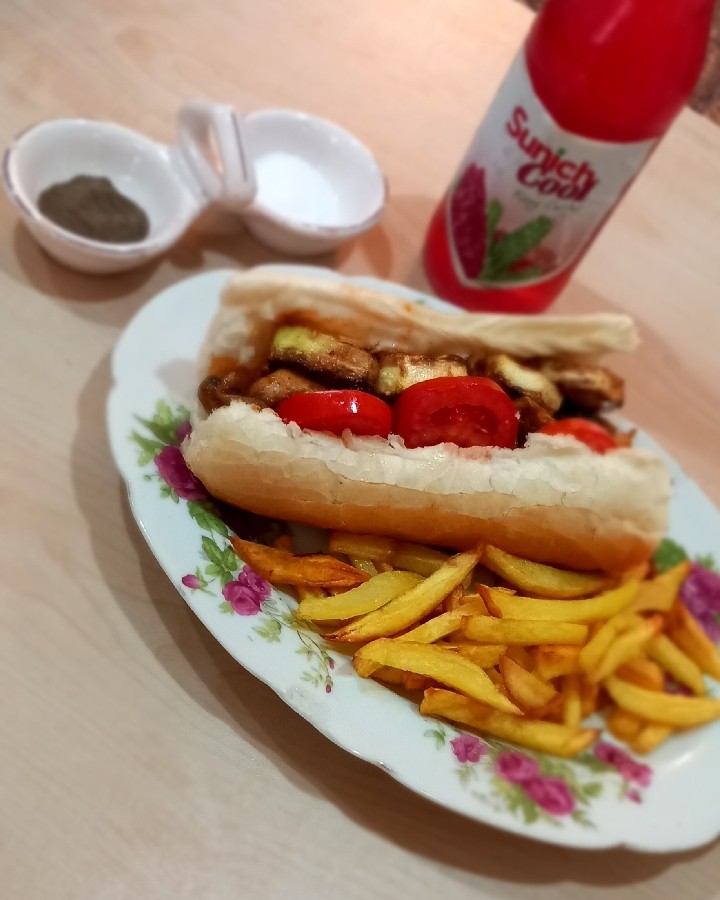 ساندویچ مرغ و کدو