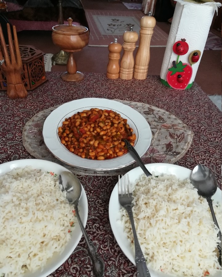 عکس چلو خورشت لوبیا چشم بلبلی.