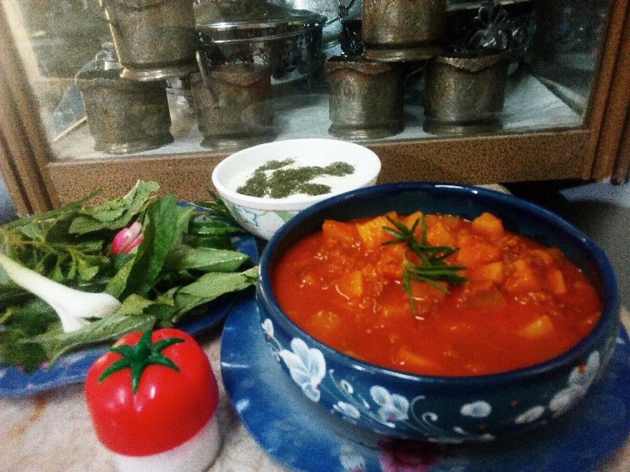 عکس بفرمائید گوشت چرخی با سیب زمینی