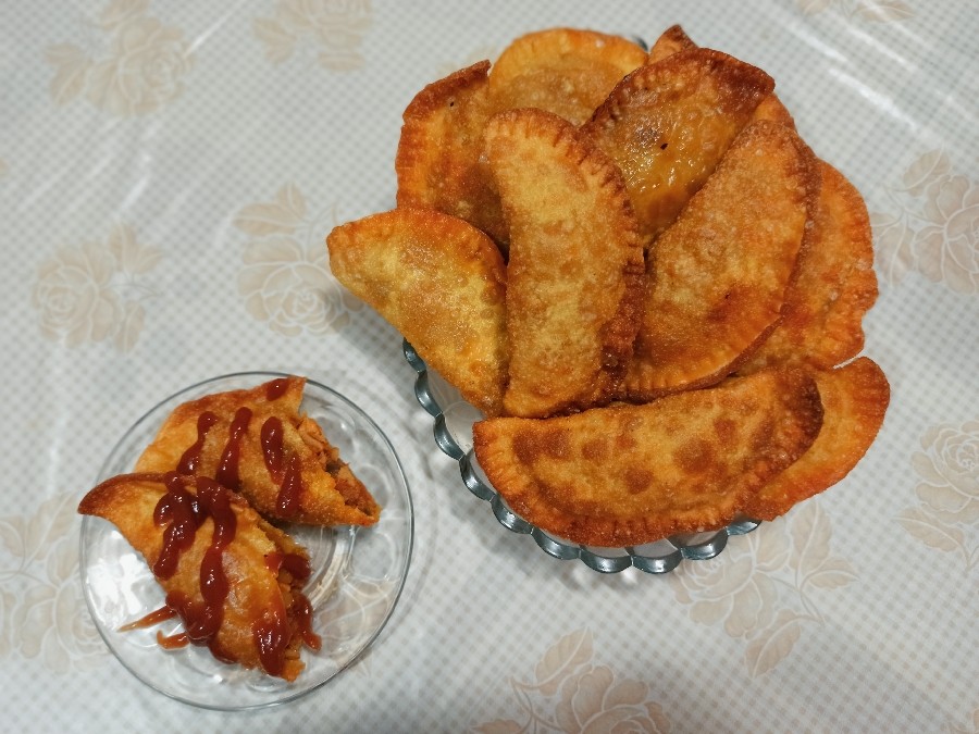 پیراشکی گوشت و مرغ