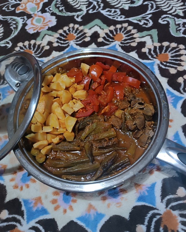 عکس خورشت بامیه