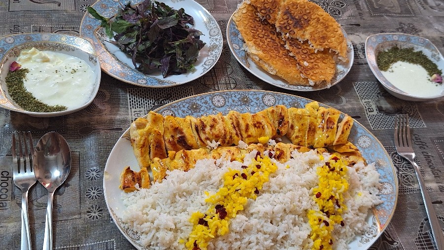 عکس جوجه کباب زعفرانی