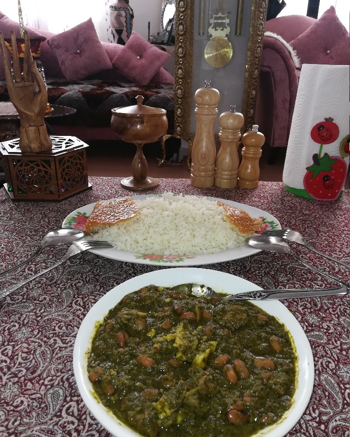 عکس چلو خورشت قرمه سبزی.